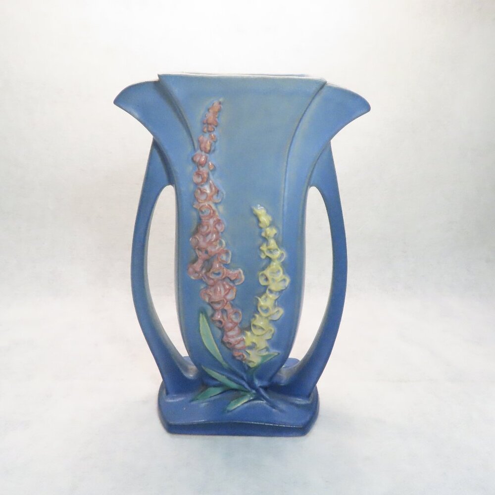 Vintage Art Deco Roseville Art Pottery Foxglove Fan Vase   Excellent Condition